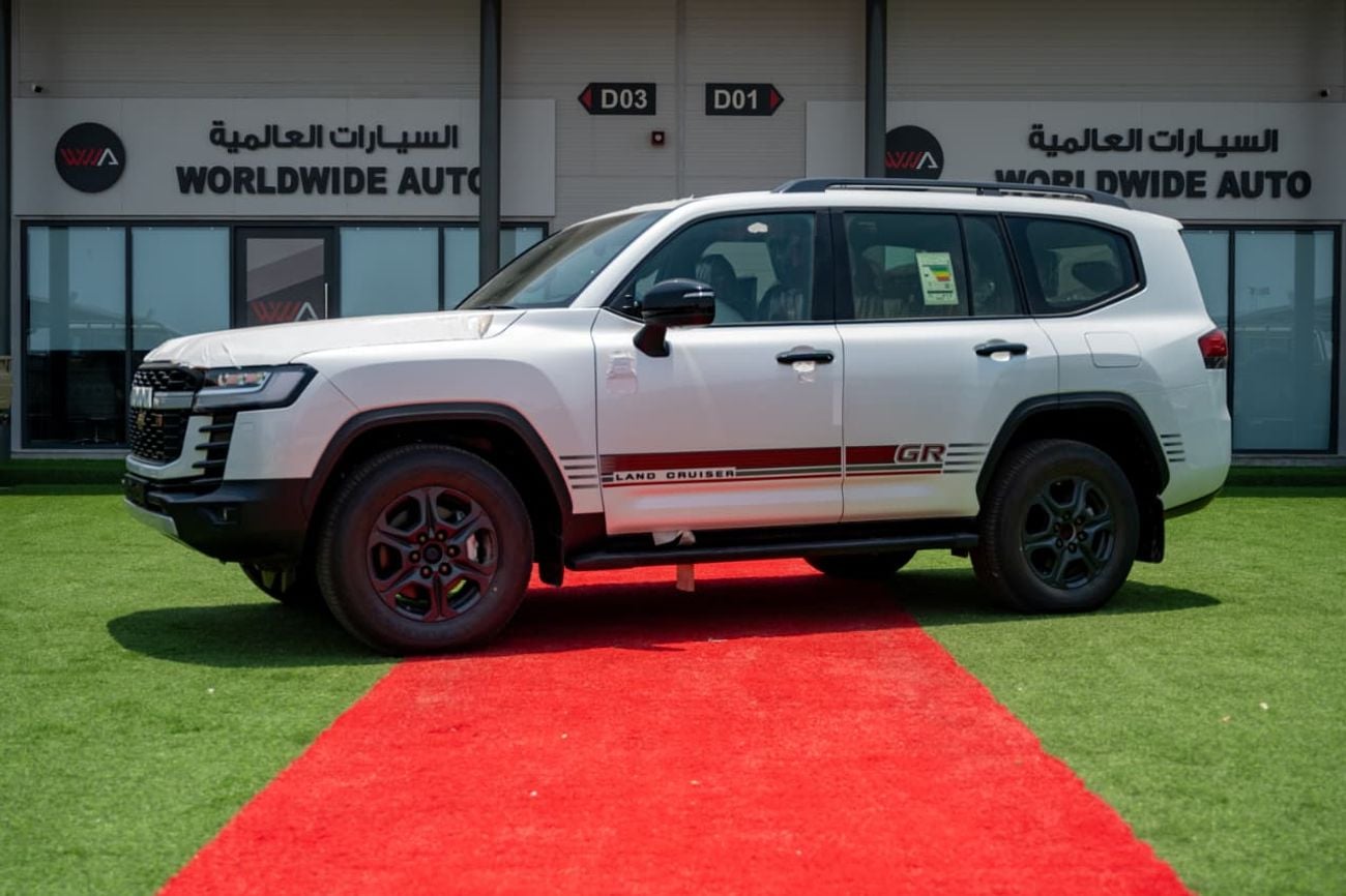 Toyota Land Cruiser GR SPORT 3.5L TT HEV 2025
