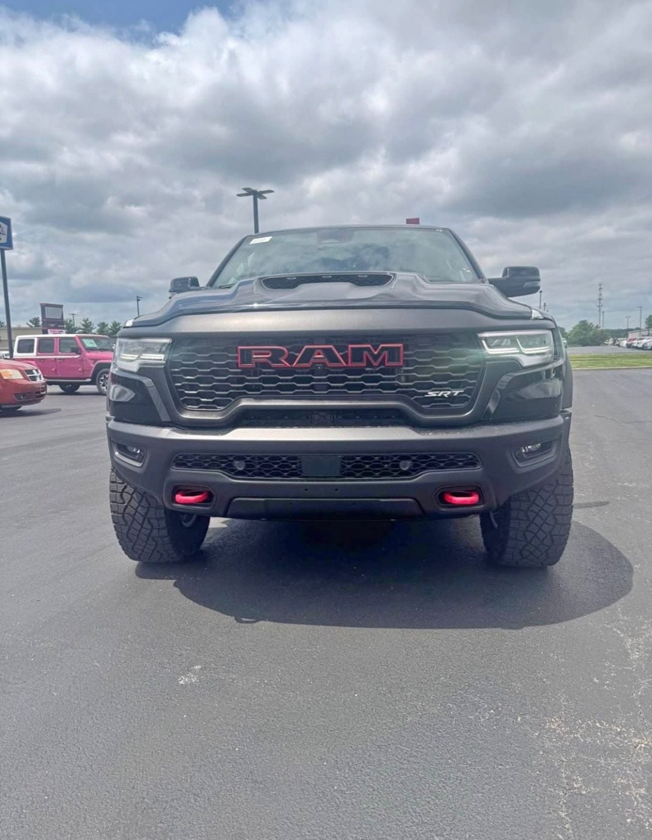 Dodge RAM TRX SRT 6,2 L 777HP FULL M