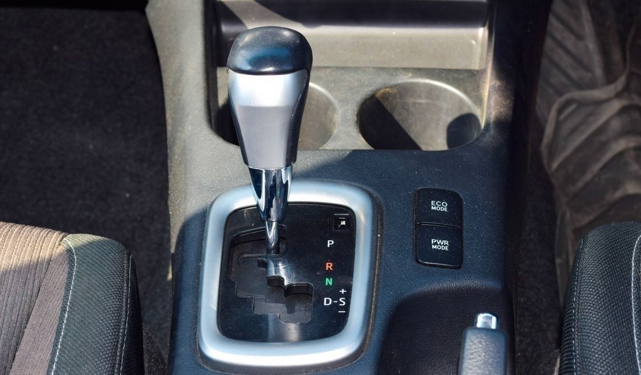 Toyota Hilux Limited RHD diesel auto SR5 2.8