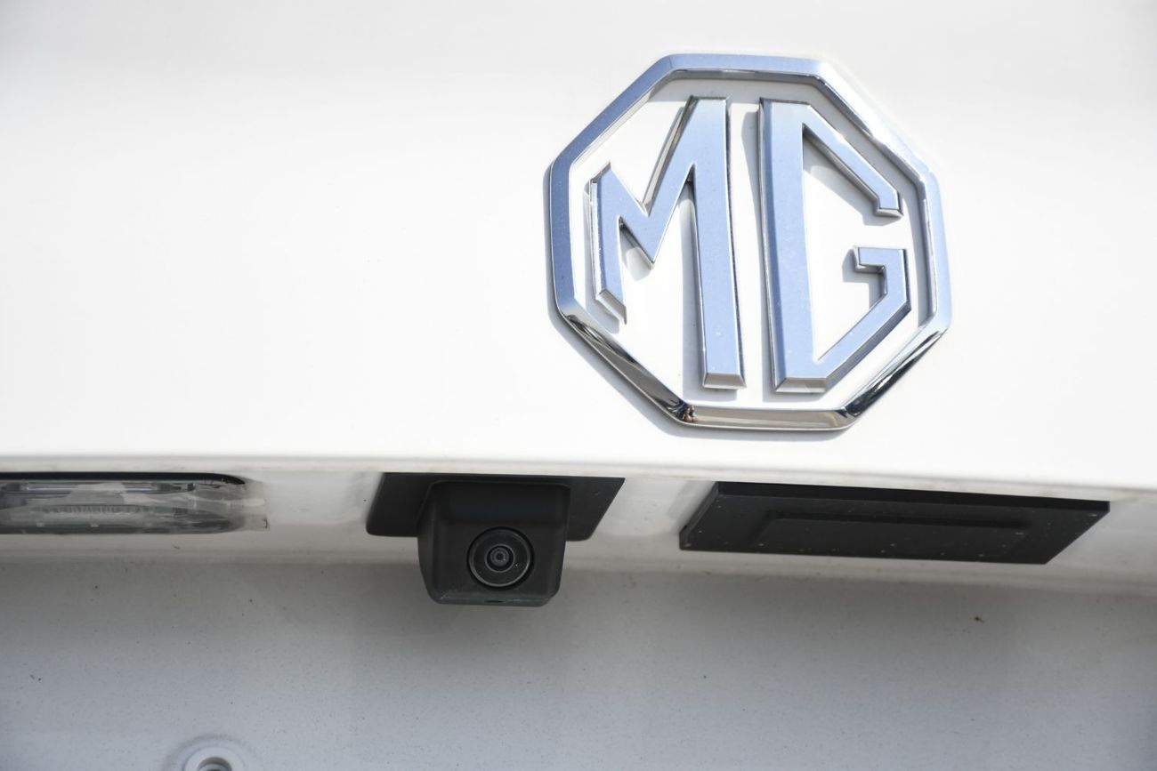 MG GT 1.5L Turbo Petrol GCC ( White + Gray + Yellow Ready Stock )