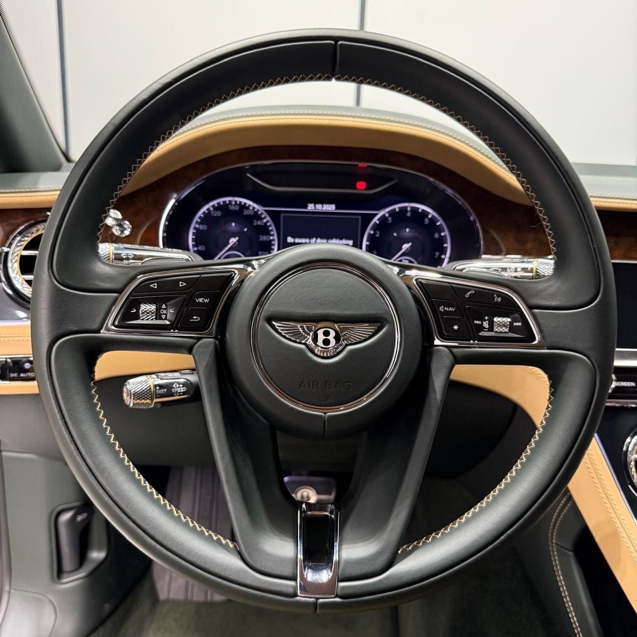 Bentley Continental GT W12 4.0T V8 | GCC Specs | Full Service History | Under Dealer Warranty