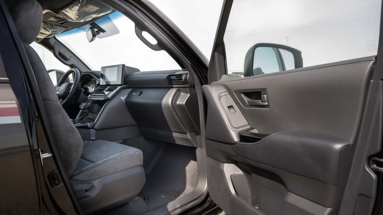 تويوتا لاند كروزر GXR 3.5L Land Cruiser 3.5 GXR 2025