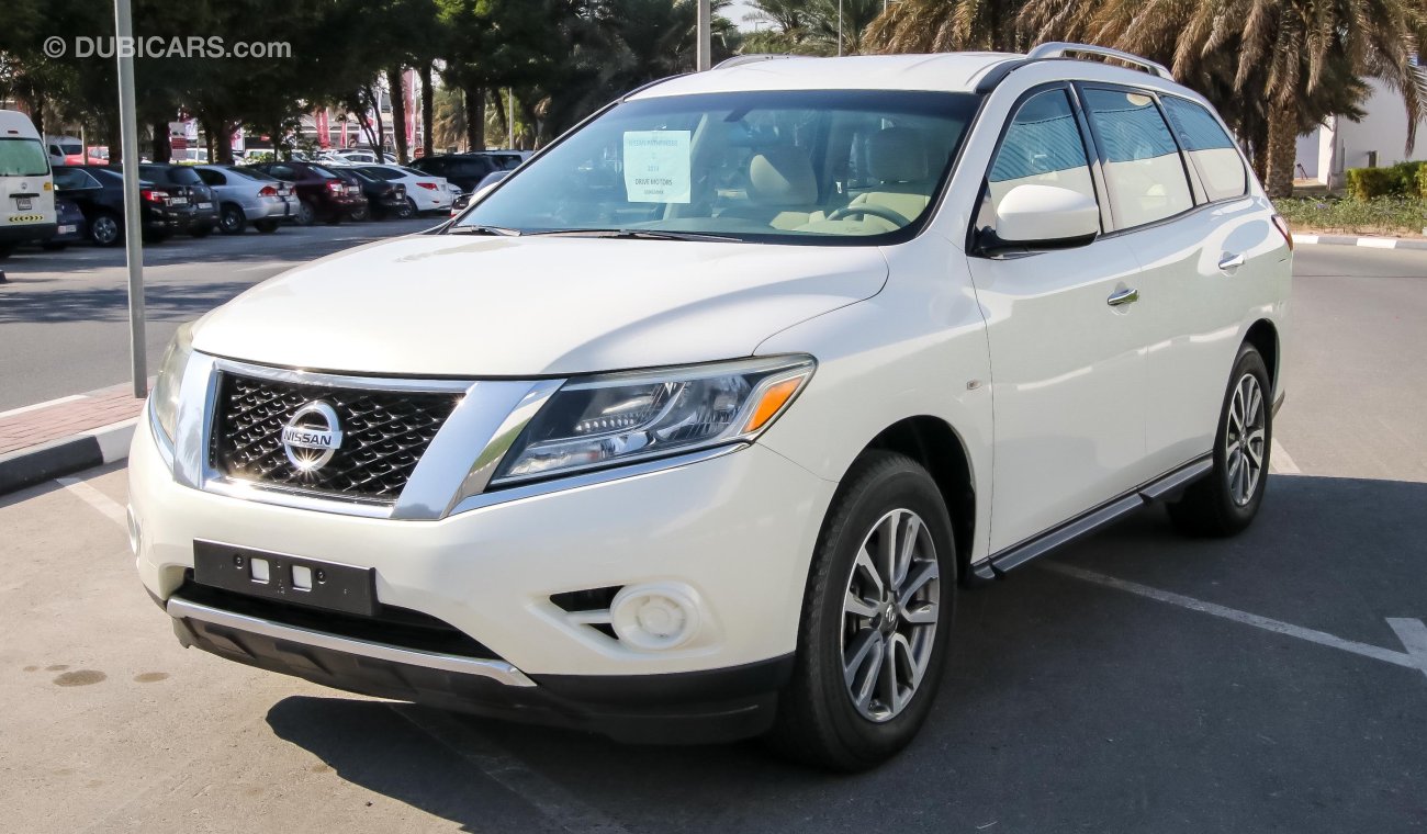 Nissan Pathfinder S