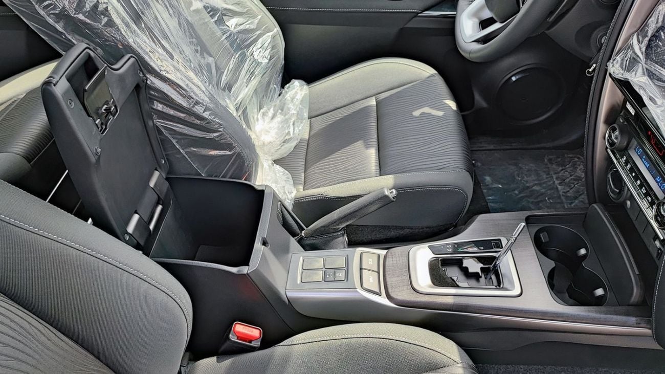 تويوتا فورتونر Toyota Fortuner || 2.7L V4 Petrol || Climate Control || Only for Africa Special Price