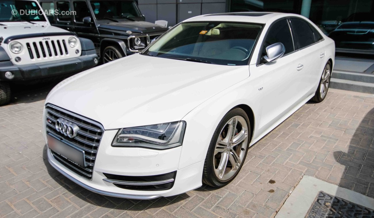 Audi S8 V8T quattro