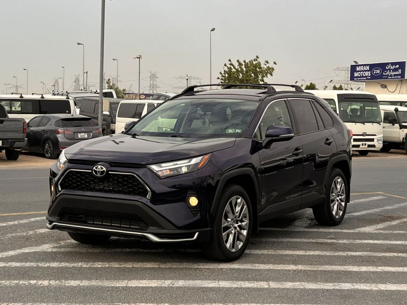 Toyota RAV4 2019 Toyota Rav4 XLE Full Option 2.5L V4 - Rear Camera - Leather Seat - Sunroof - AWD 4x4