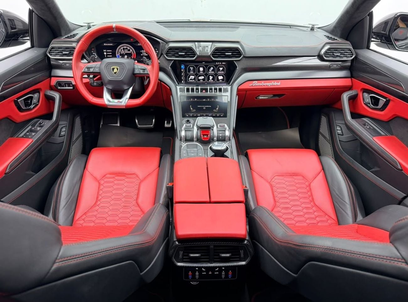 Lamborghini Urus NOVITEC 2021 Lamborghini Urus With Novitec Kit, Warranty, Full Service History, Carbon Fiber Package, Euro
