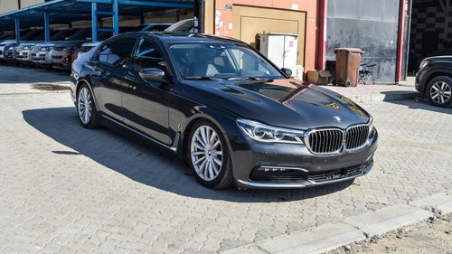 بي أم دبليو 740i 740e eDrive