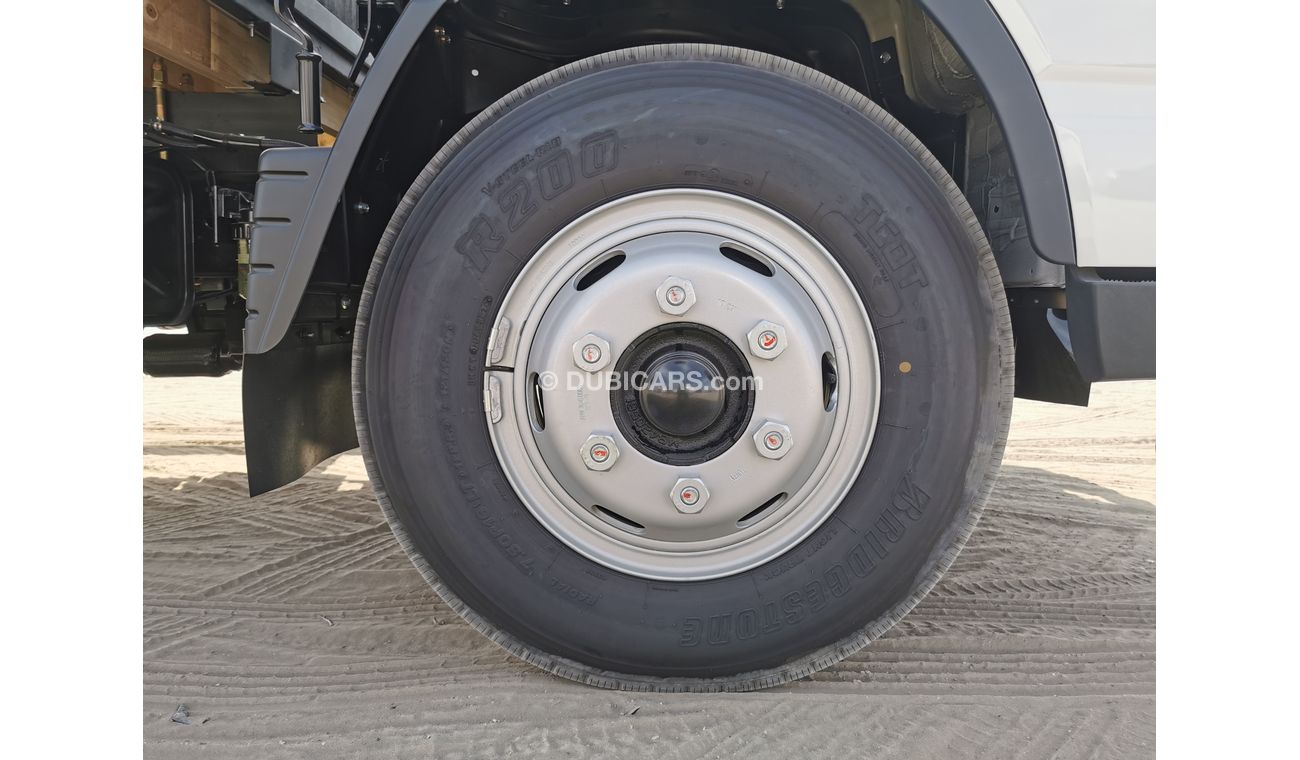 Mitsubishi Fuso Canter 4.2L DIESEL, 16" TYRES, 4 STROKE CYCLE, WATER COOLED DIRECT INJECTION (CODE # MCFC01)