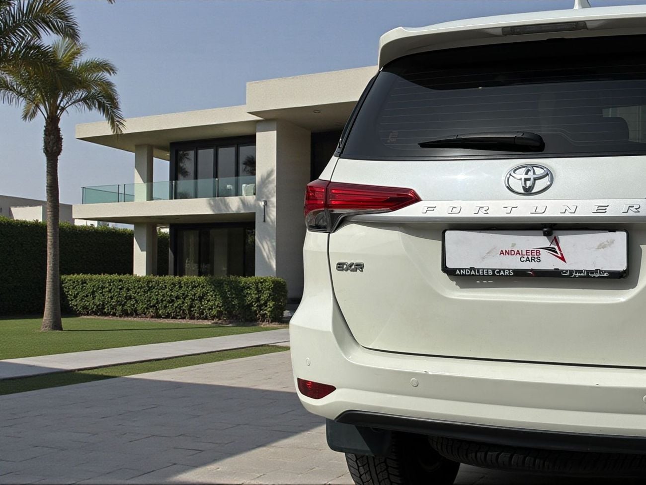 Toyota Fortuner TOYOTA FORTUNER EX-R 2.7L 4WD A/T | 2022 | GCC SPECS | AED 1,400 per month