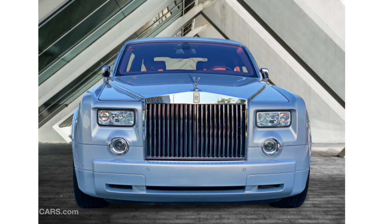 Rolls-Royce Phantom FULL OPTION - PRISTINE CONDITION - VERY LOW KILOMETERS DRIVEN - 100% ACCIDENT FREE