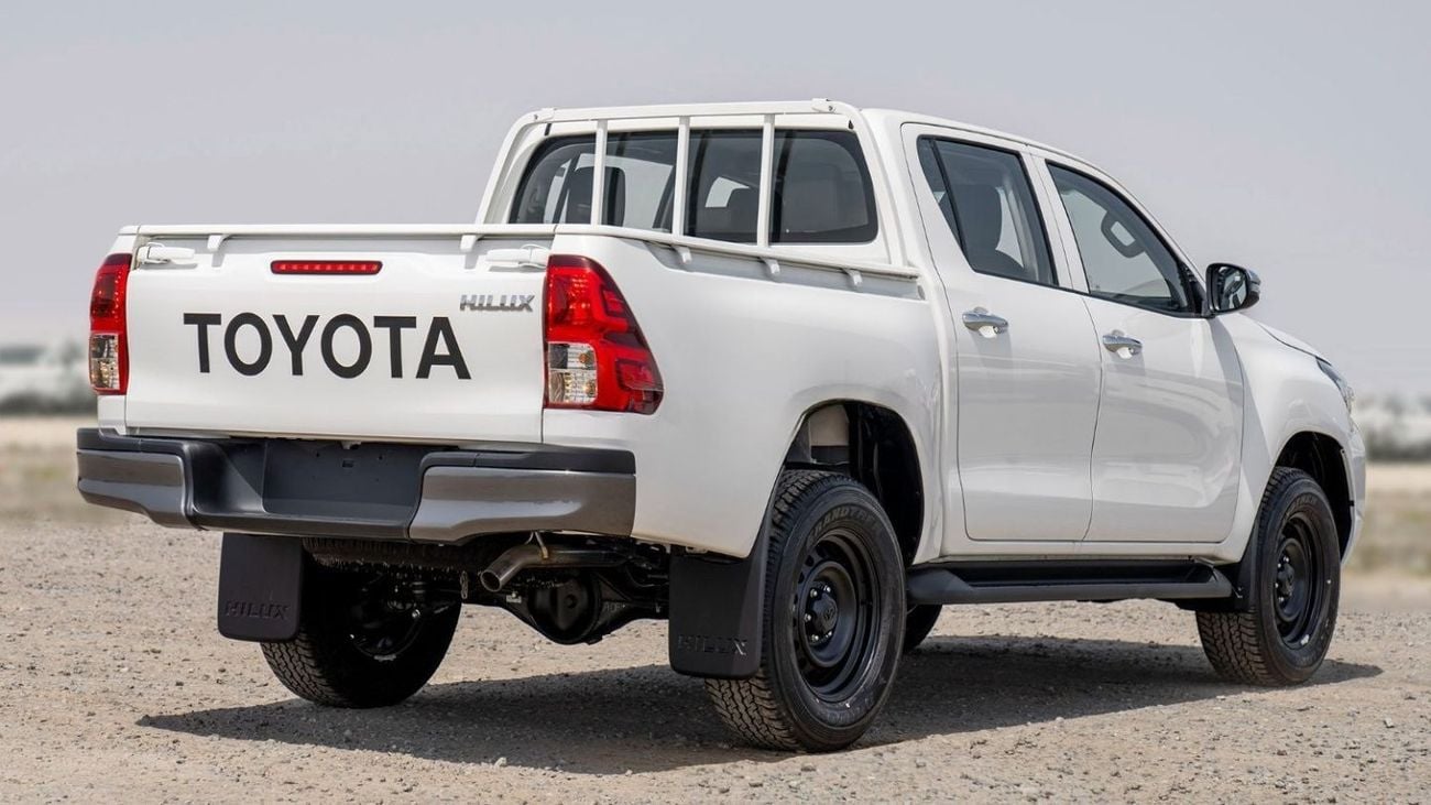 Toyota Hilux HILUX 2.4L MED OPTION DIESEL 2024