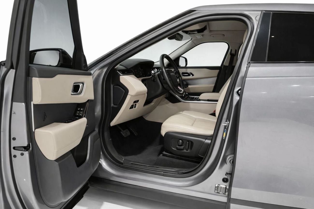 Land Rover Range Rover Velar P250 SE 2.0L  l AED 1,860 P.M. l 0% Down Payment l P250 SE l 1 Year Warranty