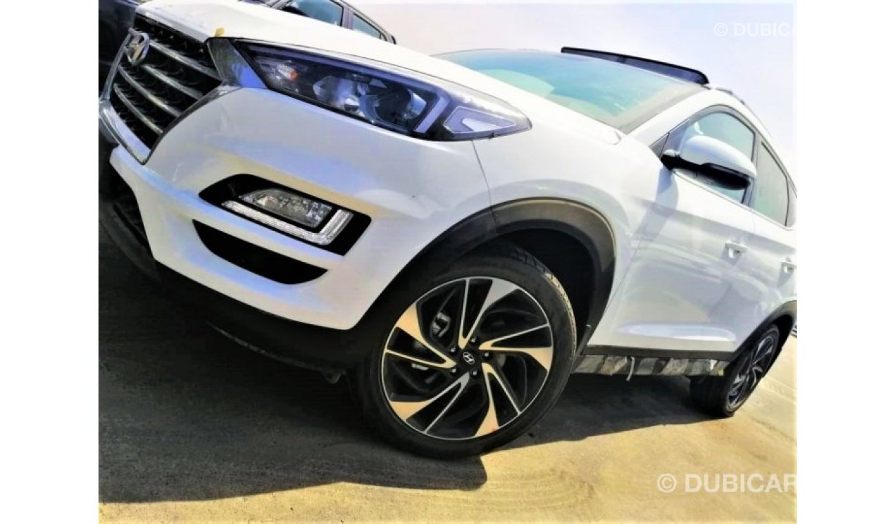 Hyundai Tucson 2.0 with sun roof