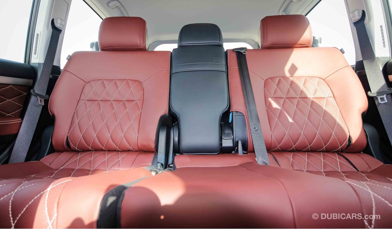 Toyota Land Cruiser Luxury Comfort Seats with Alacantra Leather & Massage system