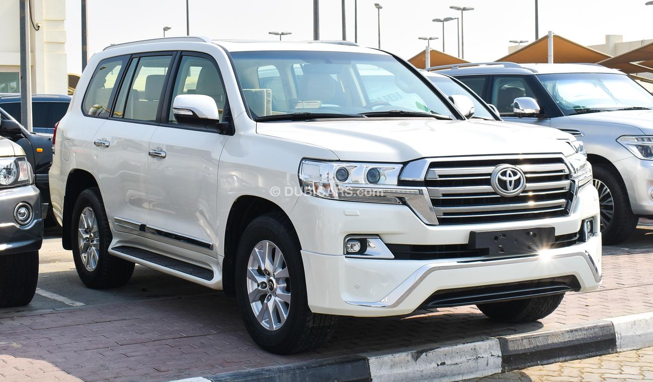 Toyota Land Cruiser GXR V8 With VXR Badge