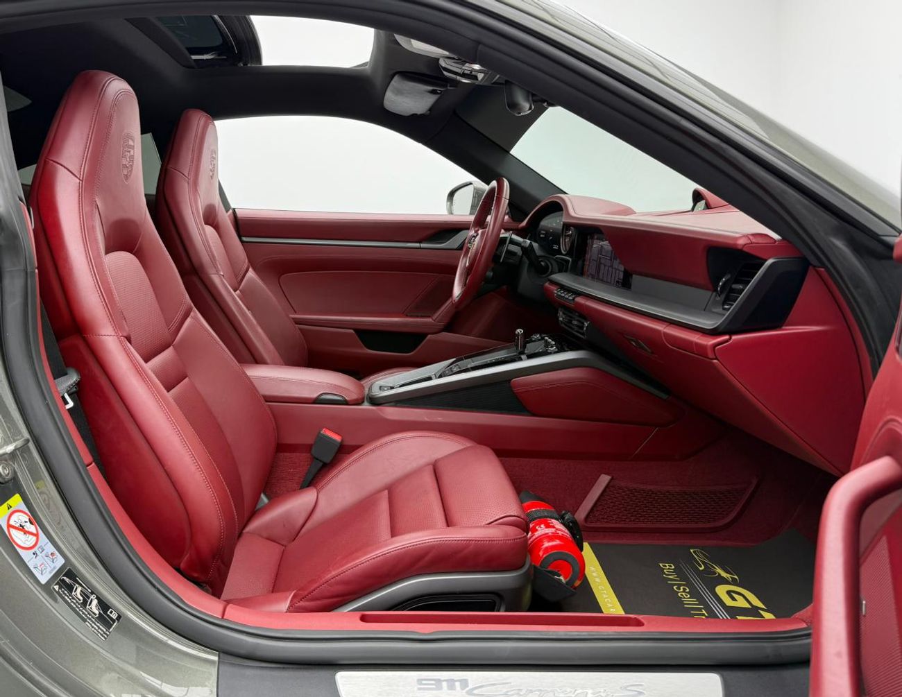 بورش 911 Carrera S 3.0L (445 HP) Coupe 2020 Porsche 911 Carrera S ,Al Nabooda Warranty ,Full Service History 