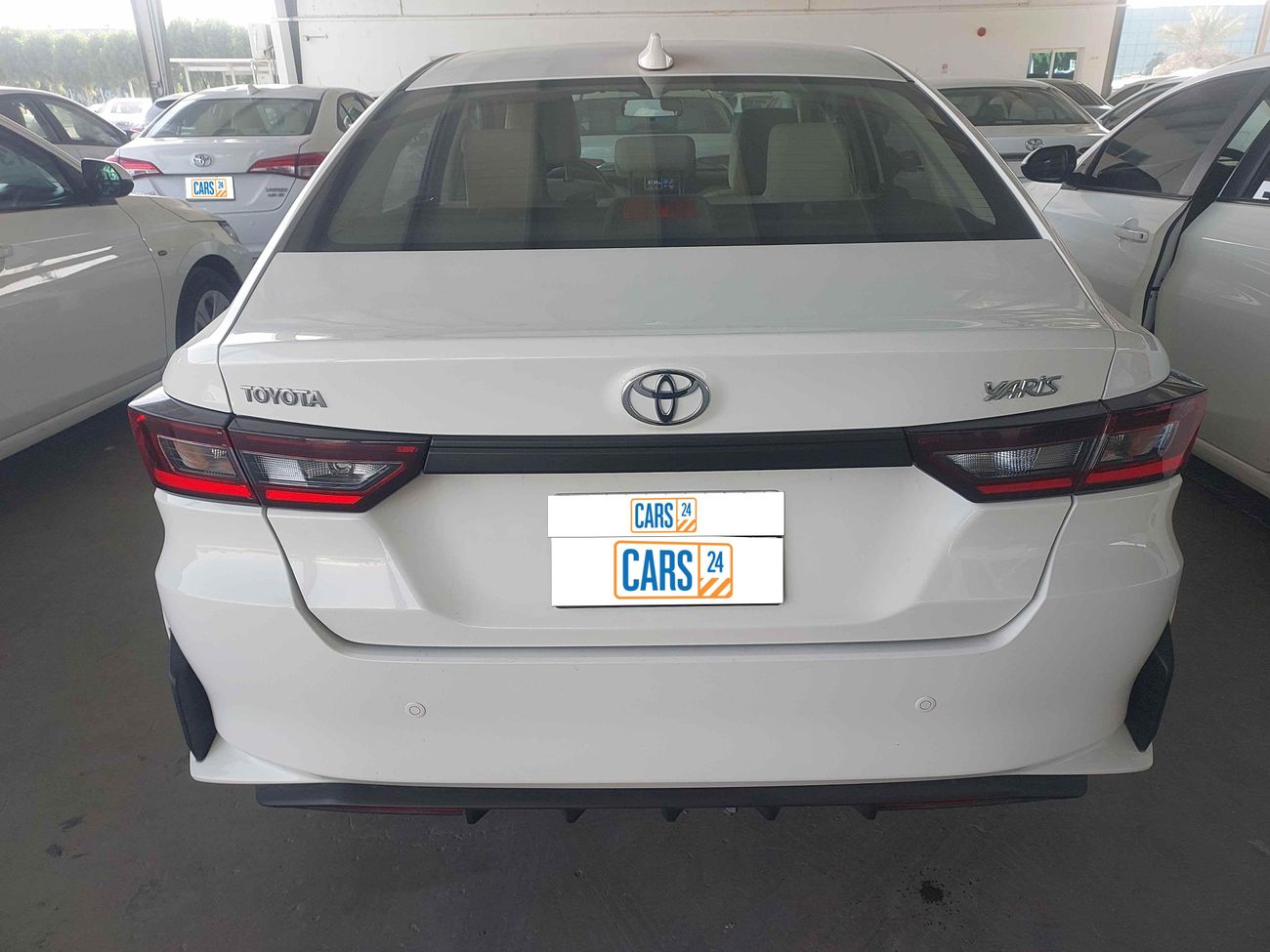 تويوتا يارس E 1.5 | بدون دفعة مقدمة | اختبار القيادة في المنزل