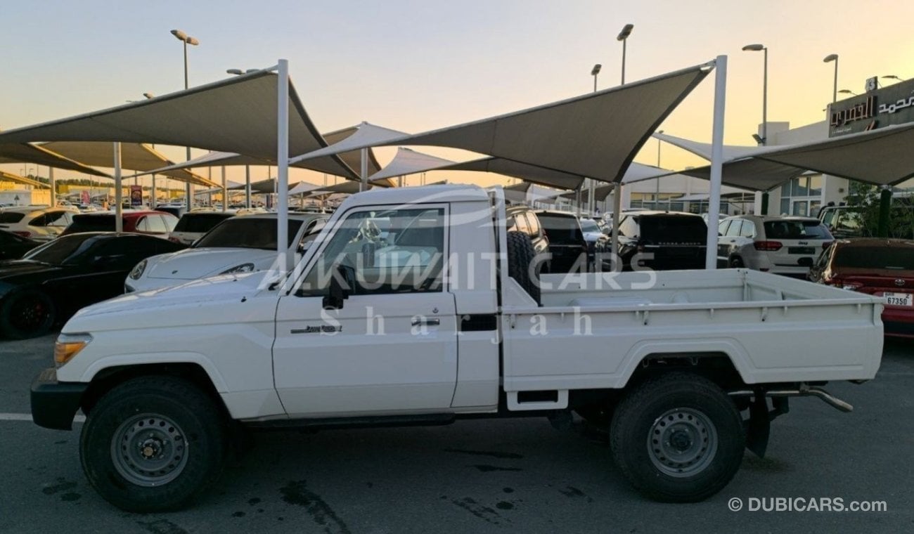 تويوتا لاند كروزر بيك آب Toyota Land cruiser lc 79 4.2deisel manual