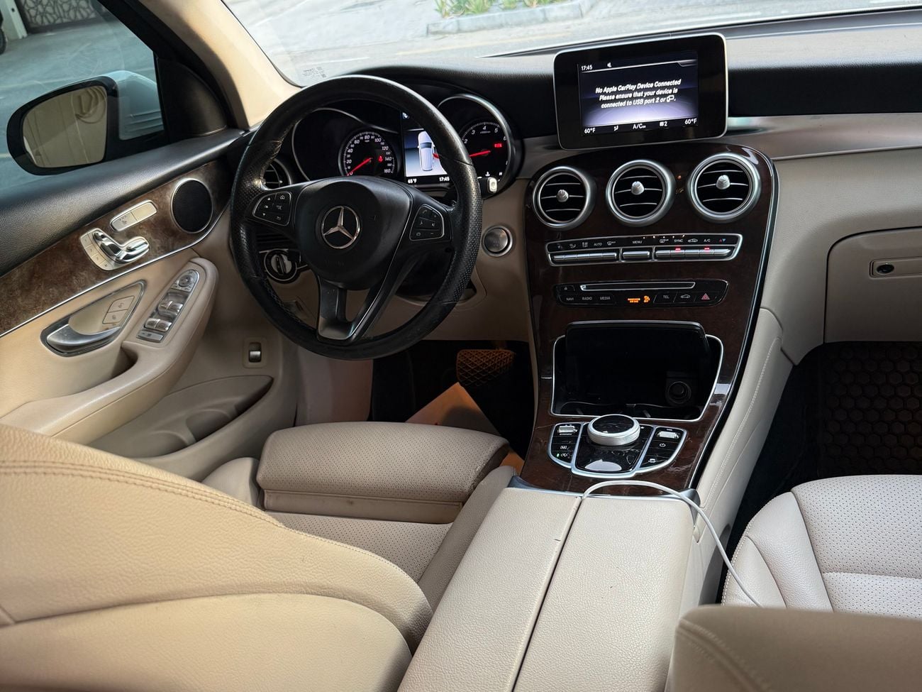 مرسيدس بنز GLC 300