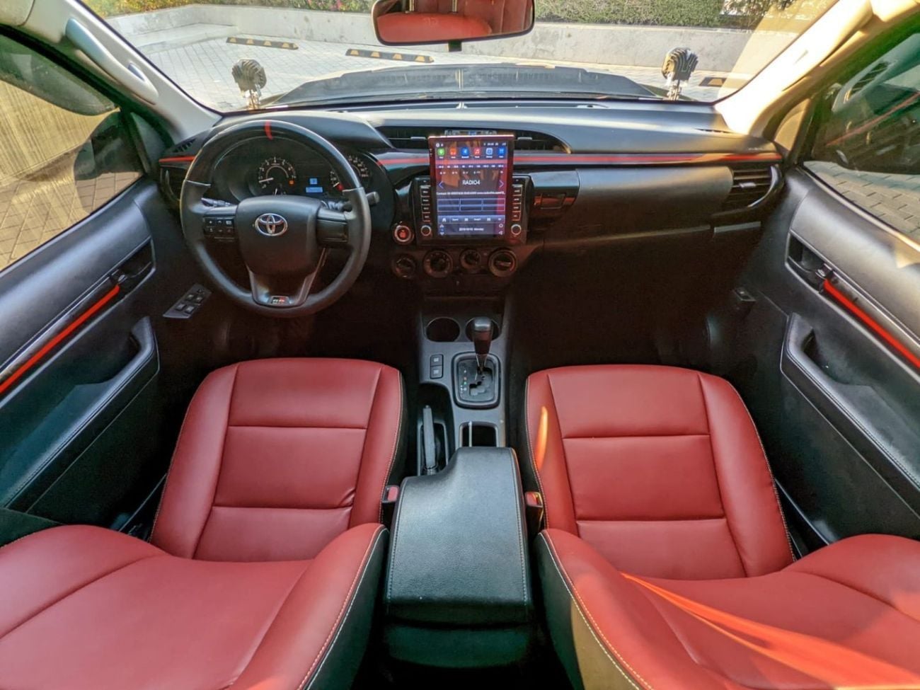 Toyota Hilux ADVENTURE