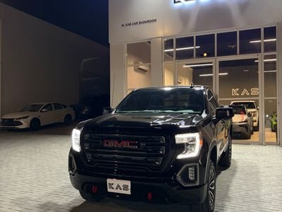 جي أم سي سييرا 1500 CREWCAB AT4