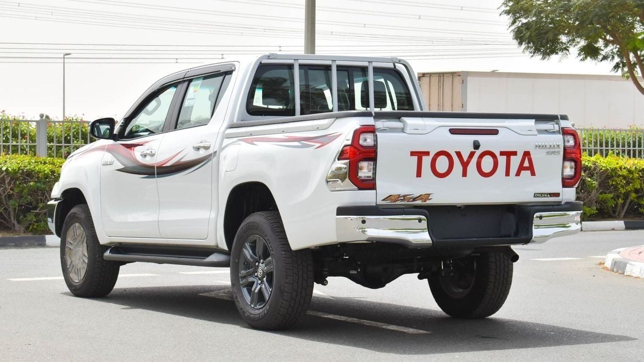 تويوتا هيلوكس GLX Diesel ECTAGR009 – 2026 Toyota Hilux Double Cab High Options – 2.4L Diesel Auto – White w Black