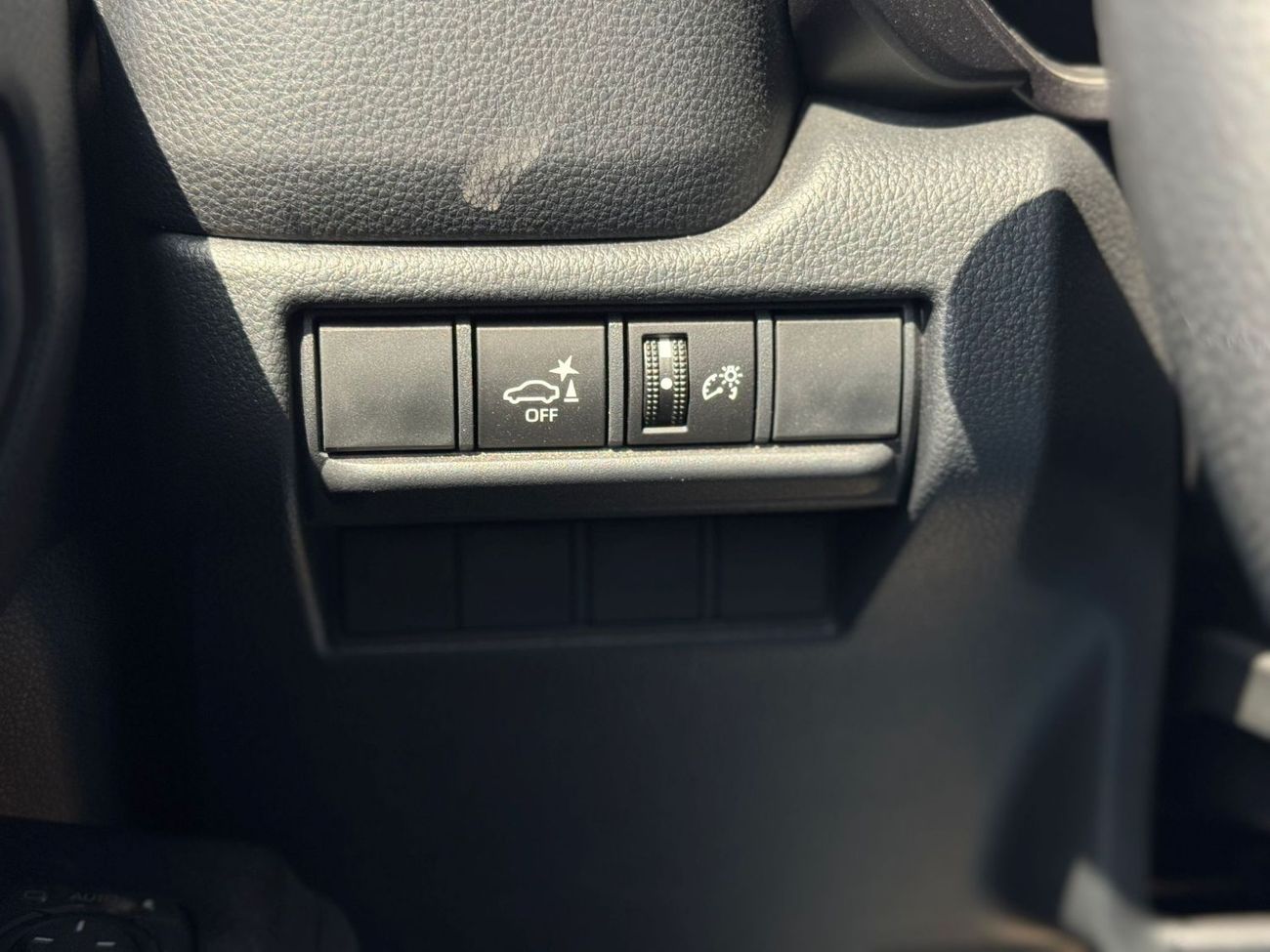 Toyota Prado TOYOTA PRADO 2024 2.8L 2024 GCC BASIC DIESEL