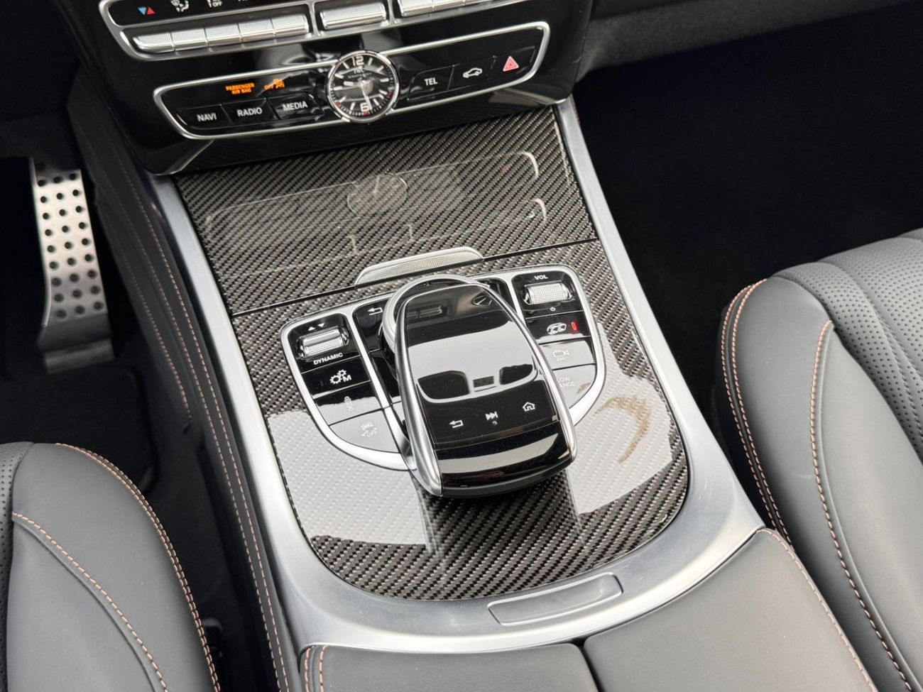 مرسيدس بنز G 63 AMG G 63 AMG DOUBLE NIGHT PACKAGE