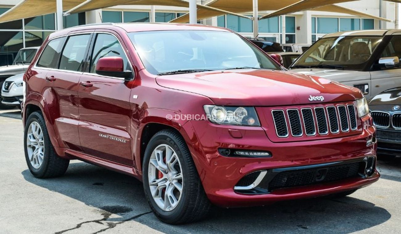 Jeep Grand Cherokee Jeep Grand Cherooke 2013 6.4 SRT Gcc Specefecation Very Clean Inside And Out Side Without Accedent N
