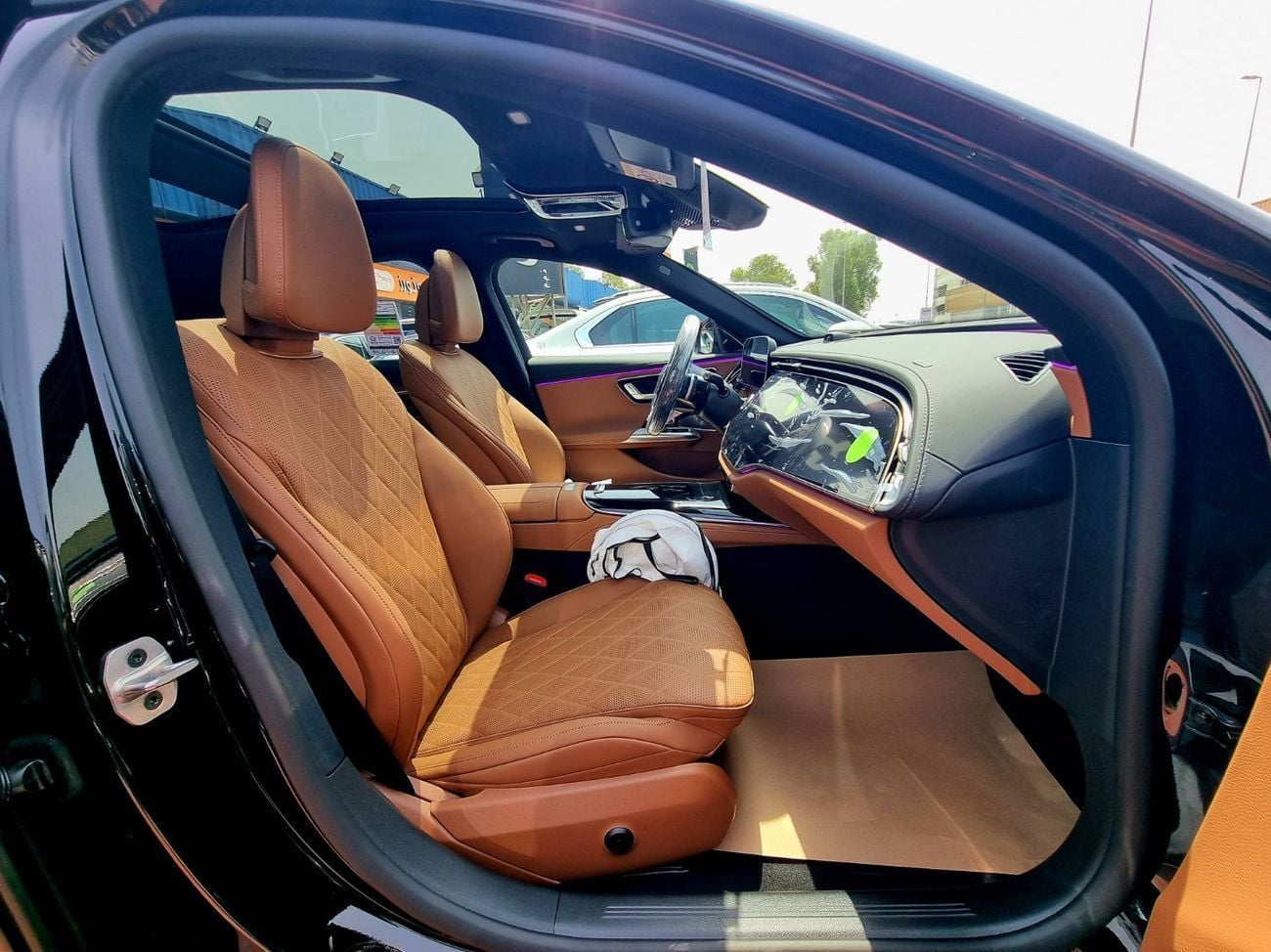 مرسيدس بنز E300 AMG Under Warranty 2026 GCC