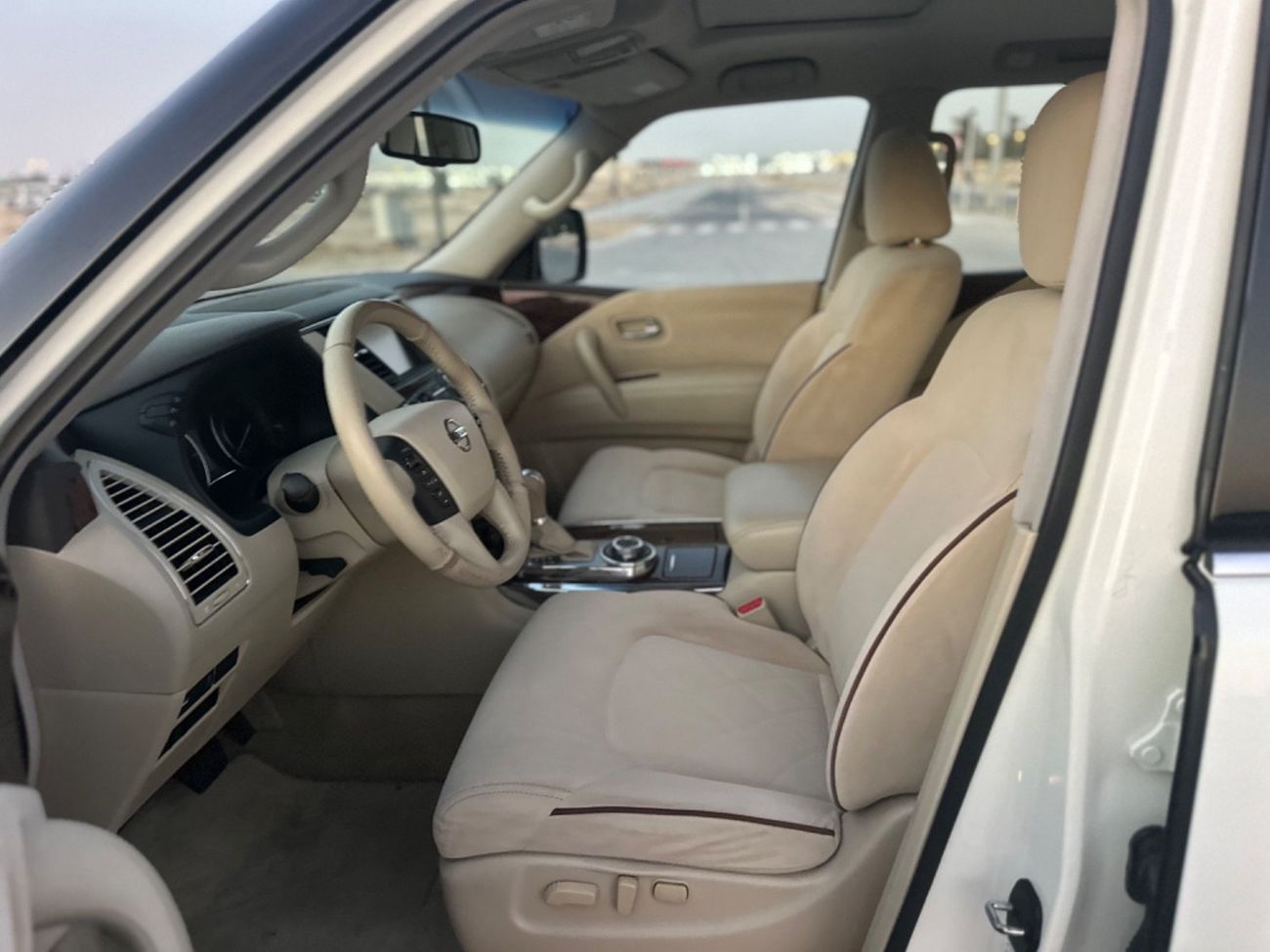 Nissan Patrol SE 4.0L MODEL 2017 GCC CAR PERFECT CONDITION INSIDE AND OUTSIDE FULL OPTION