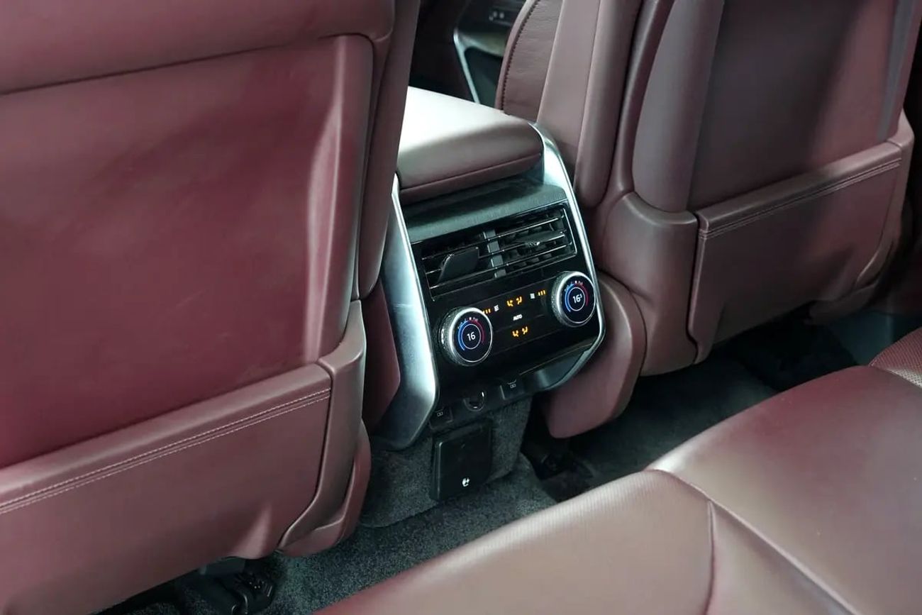 Land Rover Range Rover LWB HSE P530 4.4L P530 | GCC 49k km | V8 Agency Warranty | Service Contract History