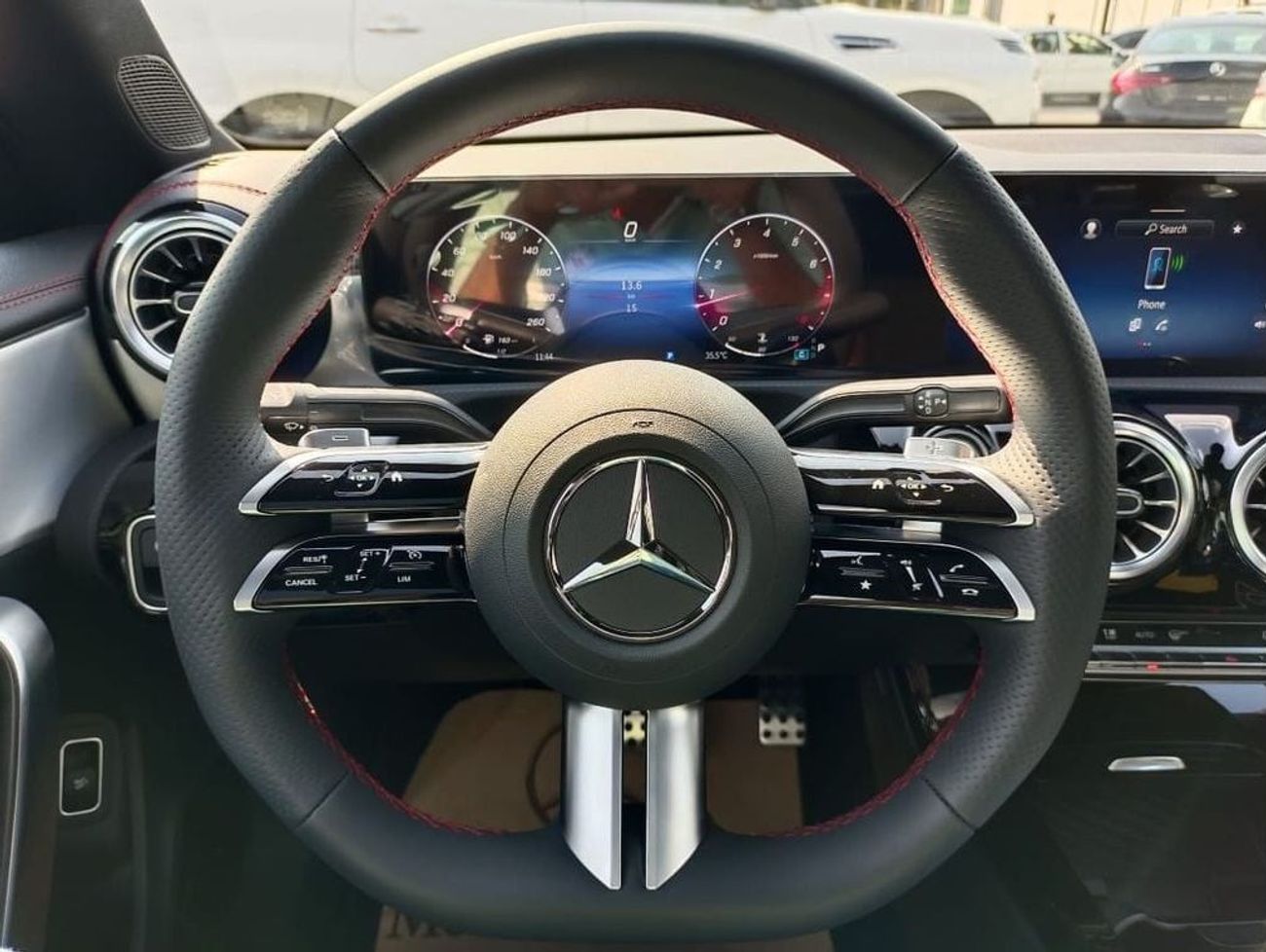 مرسيدس بنز CLA 200 AMG 5 years Warranty 2025 GCC