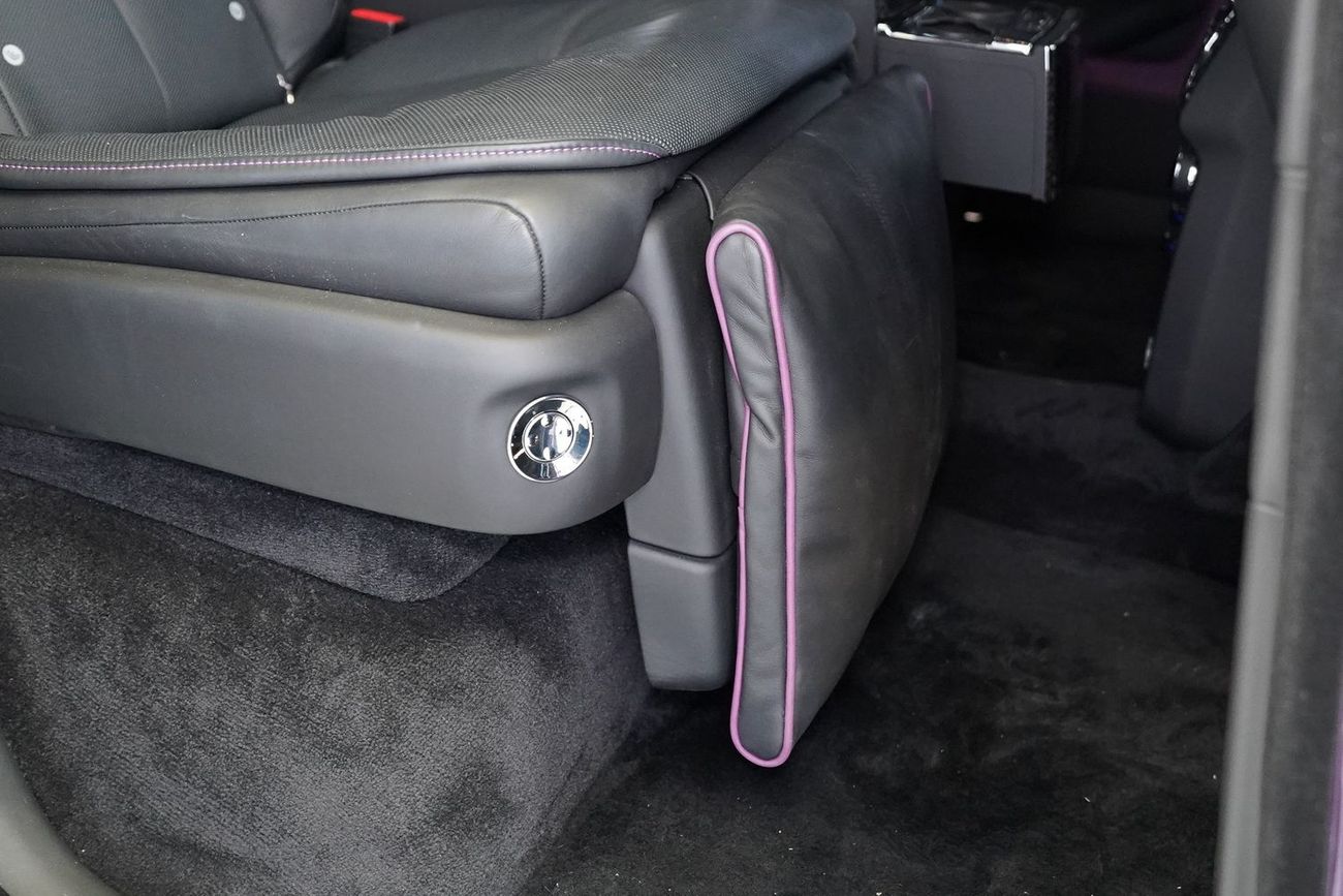 رولز رويس كولينان BLACK BADGE FACELIFT