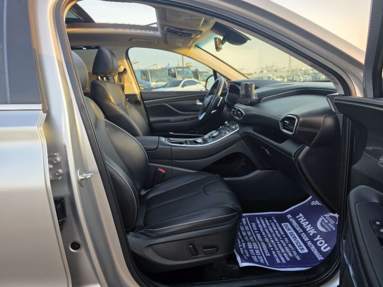 هيونداي سانتا في 2021 Model Limited Edition Paranomic roof, 360 camera,  Push button and Trunk automatic