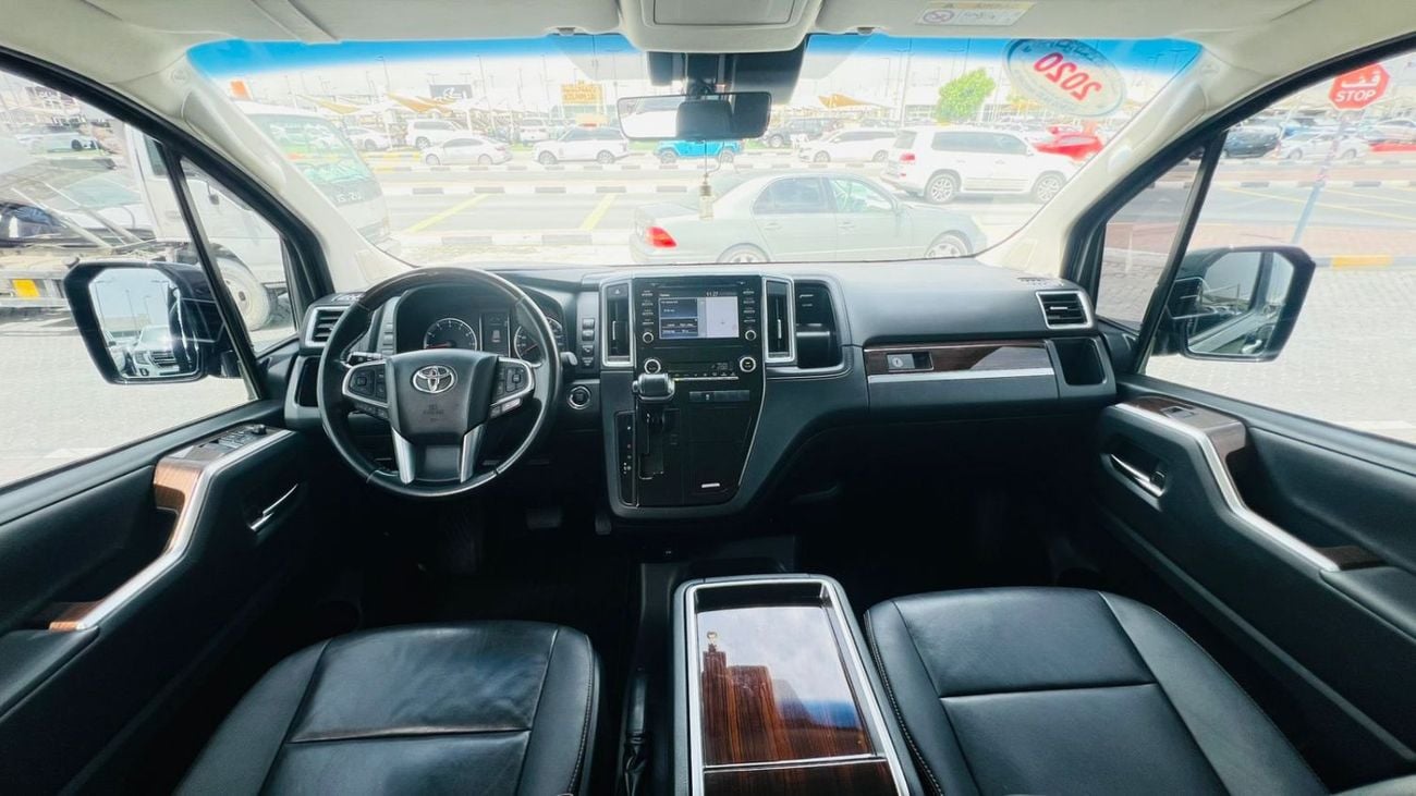 Toyota Granvia TOYOTA GRANVIA 2020 3.5L Premium/V6