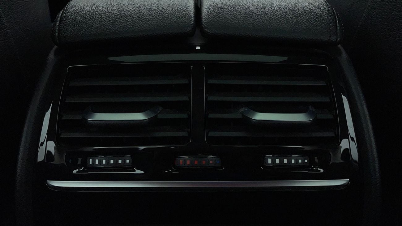 BMW 520i EXCLUSIVE 2 | Zero Down Payment | Home Test Drive