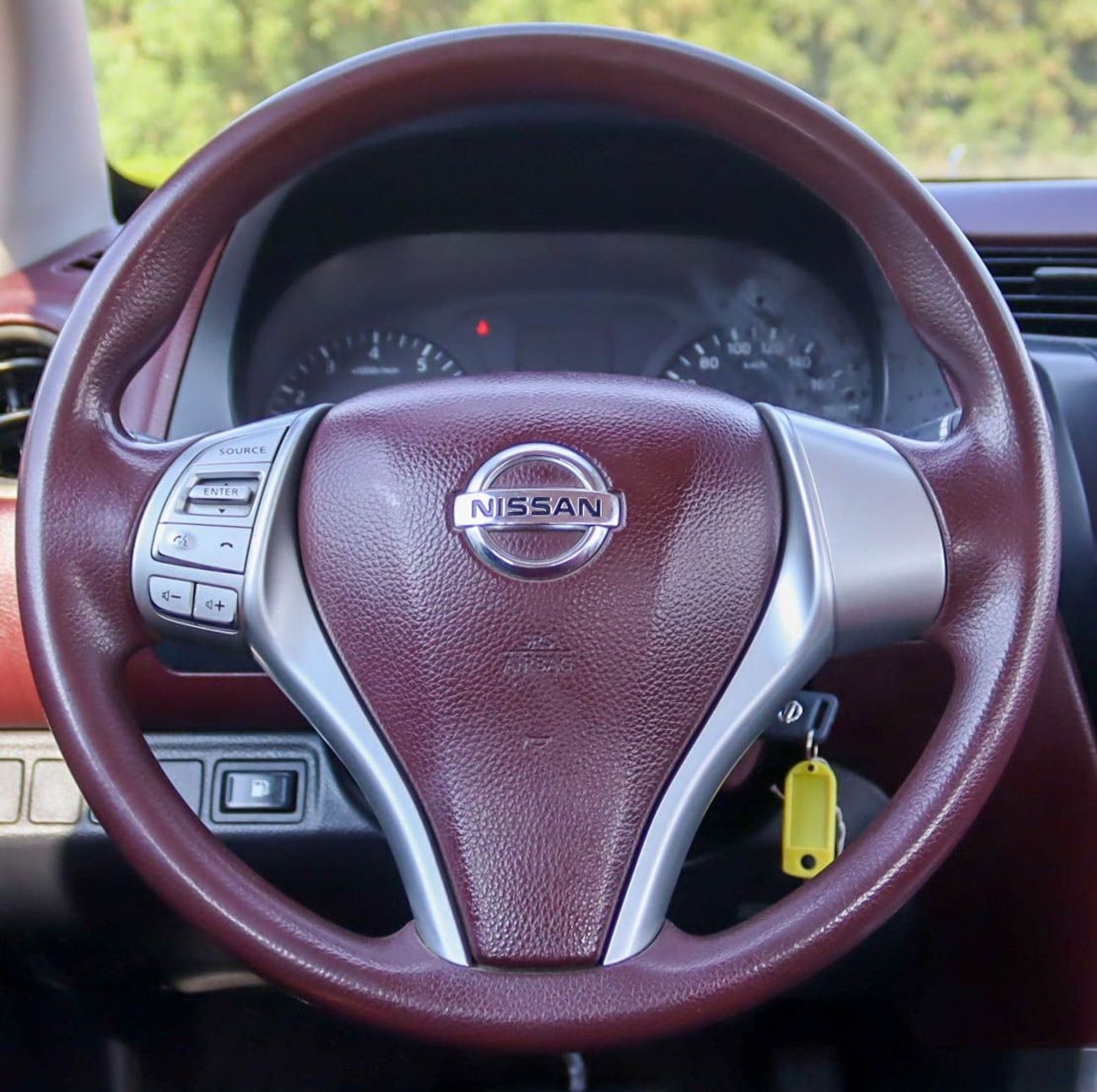 نيسان نافارا Std 2.5L 4WD A/T Nissan Navara 2019 2.5L 4WD GCC Accident-Free, In Excellent Condition, 1096 Monthly