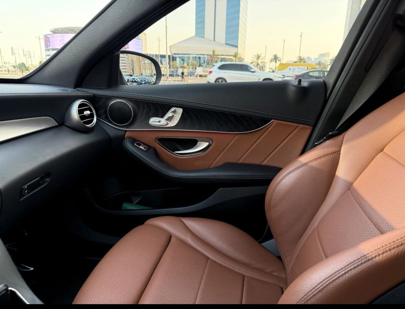 مرسيدس بنز C 200