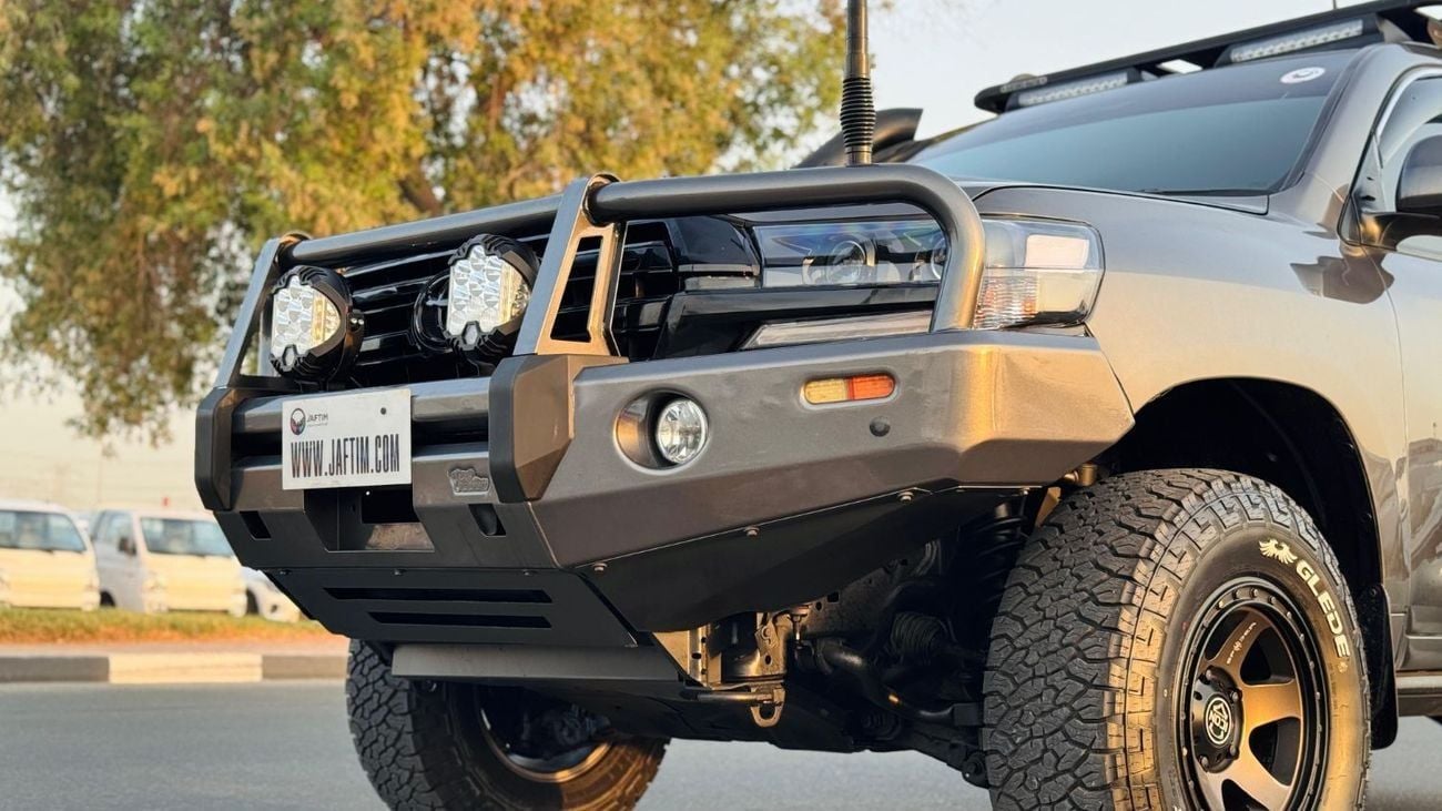 تويوتا لاند كروزر HEAVY OFF-ROAD MODIFIED | 4.5L DIESEL | RHD | AUTOMATIC | BULL BAR + RHINO RACK + SNORKEL