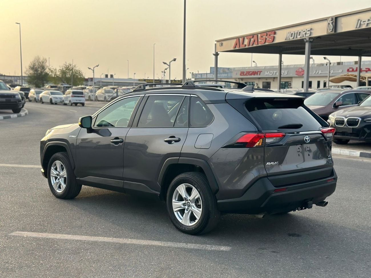 Toyota RAV4 Hybrid Toyota Rav4 2021 XLE