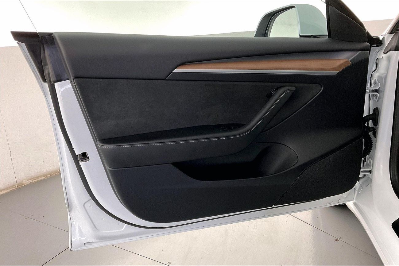 Toyota Corolla Cross XL| 1 year free warranty | Exclusive Eid offer