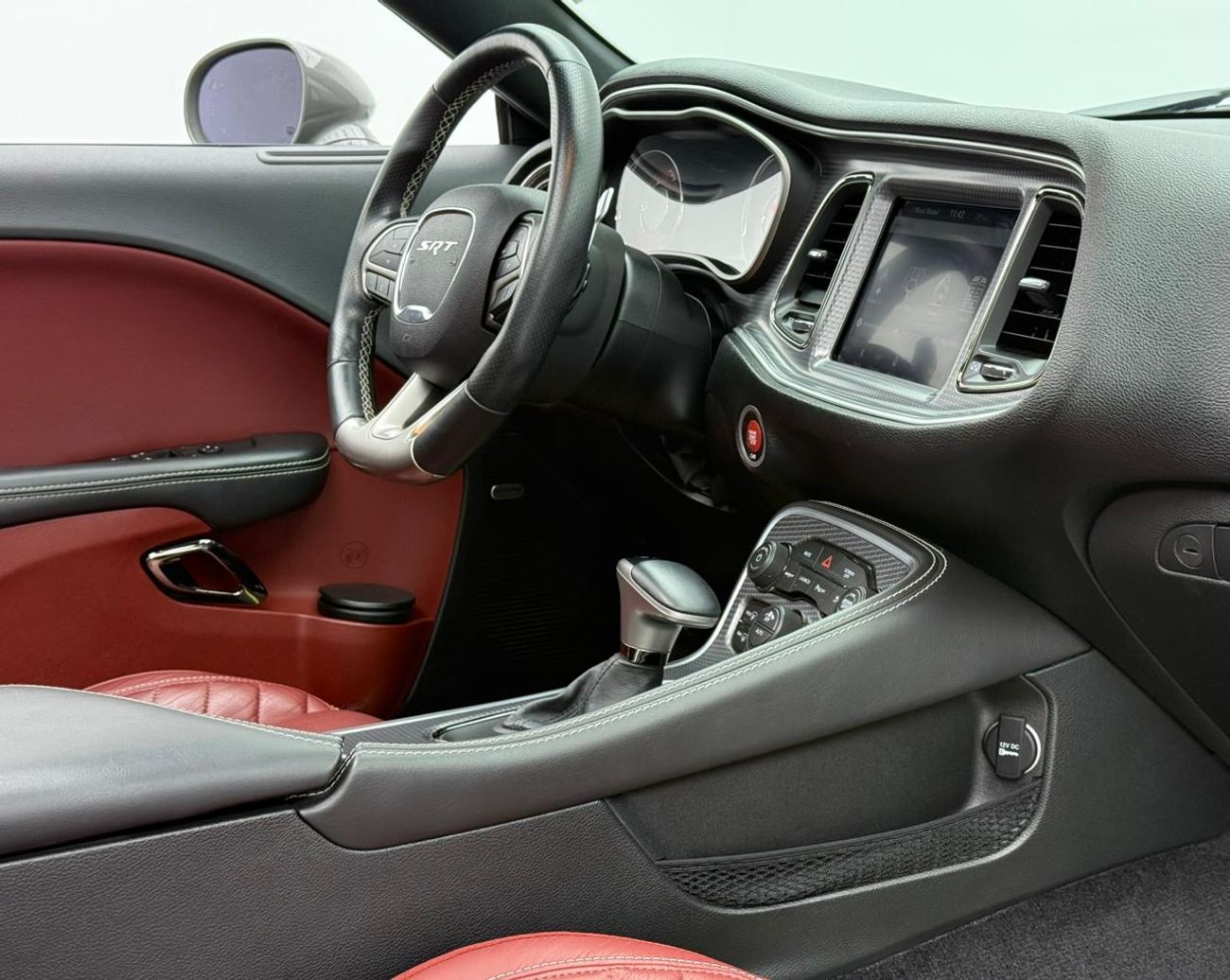 Dodge Challenger SRT Hellcat 6.2L (707 HP) 2018 Dodge Challenger SRT Hellcat, Wide Body, 1 Year Unlimited Km Warranty