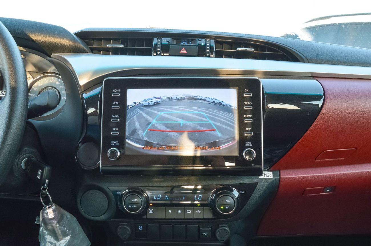 Toyota Hilux TOYOTA HILUX 2.7L RWD PETROL PICKUP 2025