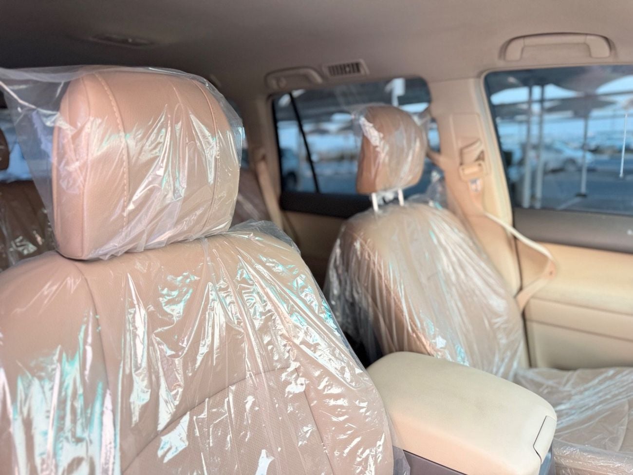 تويوتا برادو GXR 2.7L (164 HP) 4WD (7 Seater)