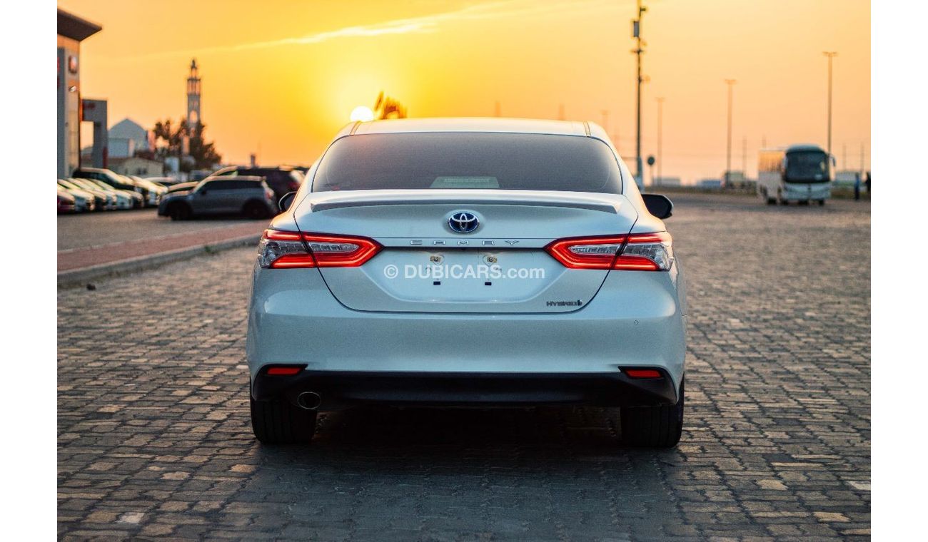Toyota Camry Limited Toyota Camry hybrid Model : 2020 Price: 90,000 dirhams  Mileage: 58,000 km  Gulf specificati