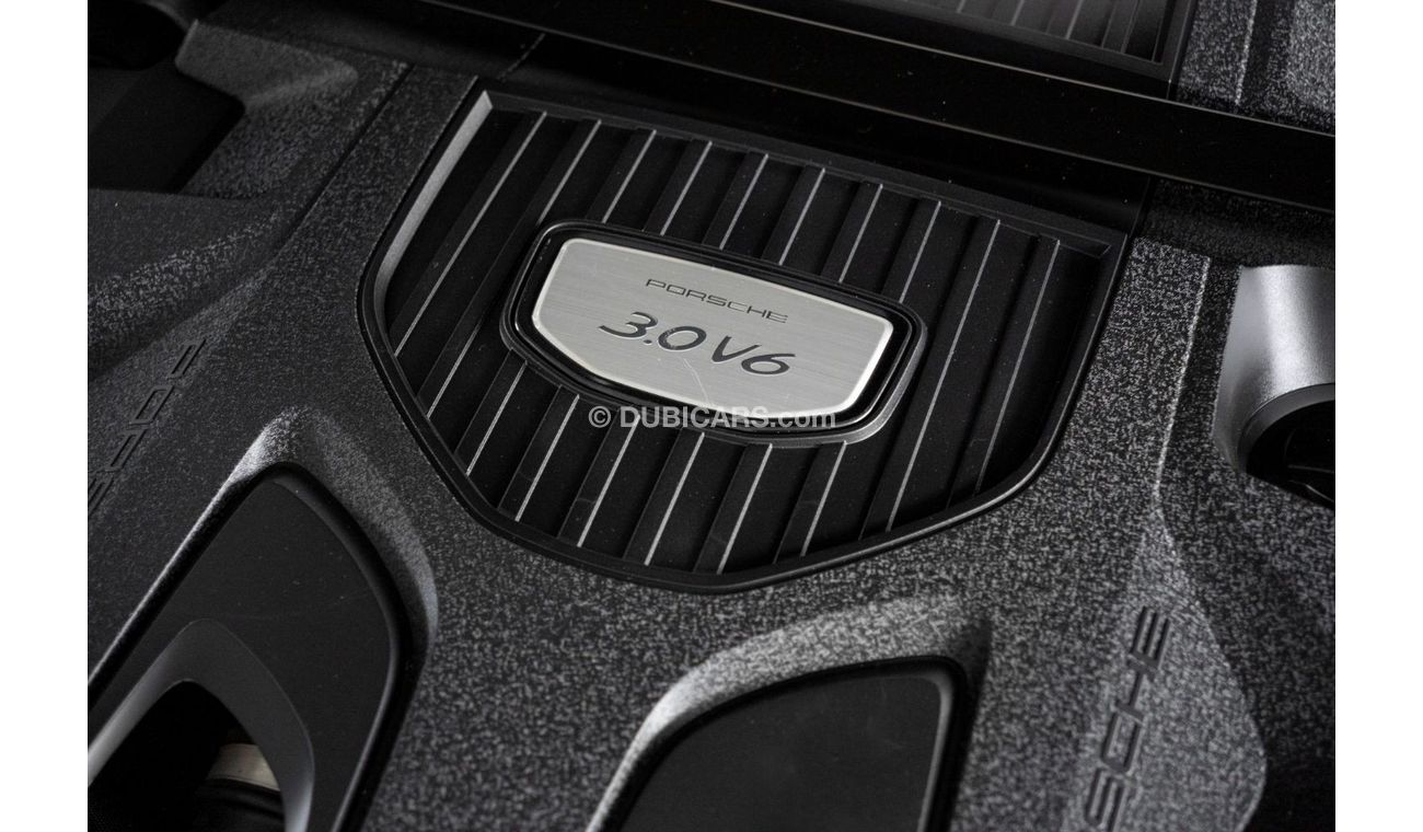 Porsche Panamera Std 2019 Porsche Panamera / Sport Chrono Package / Full Porsche Service History & Porsche Warranty