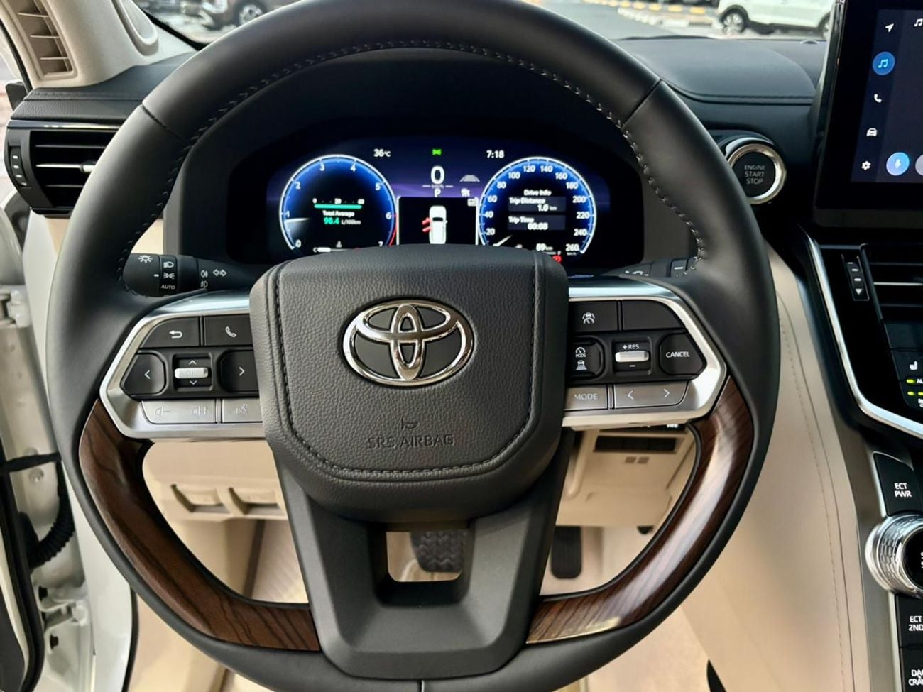 Toyota Land Cruiser VXR