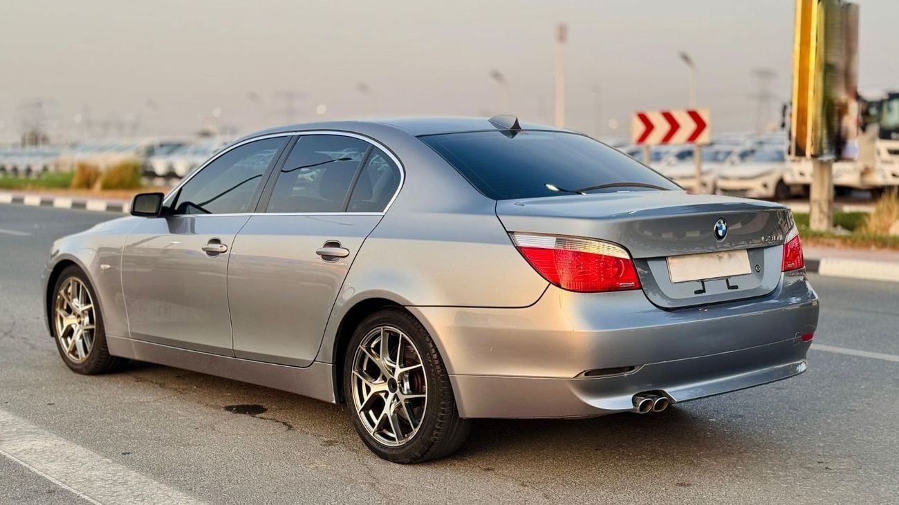 بي أم دبليو 530i 2006 BMW 530i SEDAN | 3.0L PETROL ENGINE | LHD | AUTOMATIC TRANSMISSION | 2WD | LEATHER SEATS | SUNR